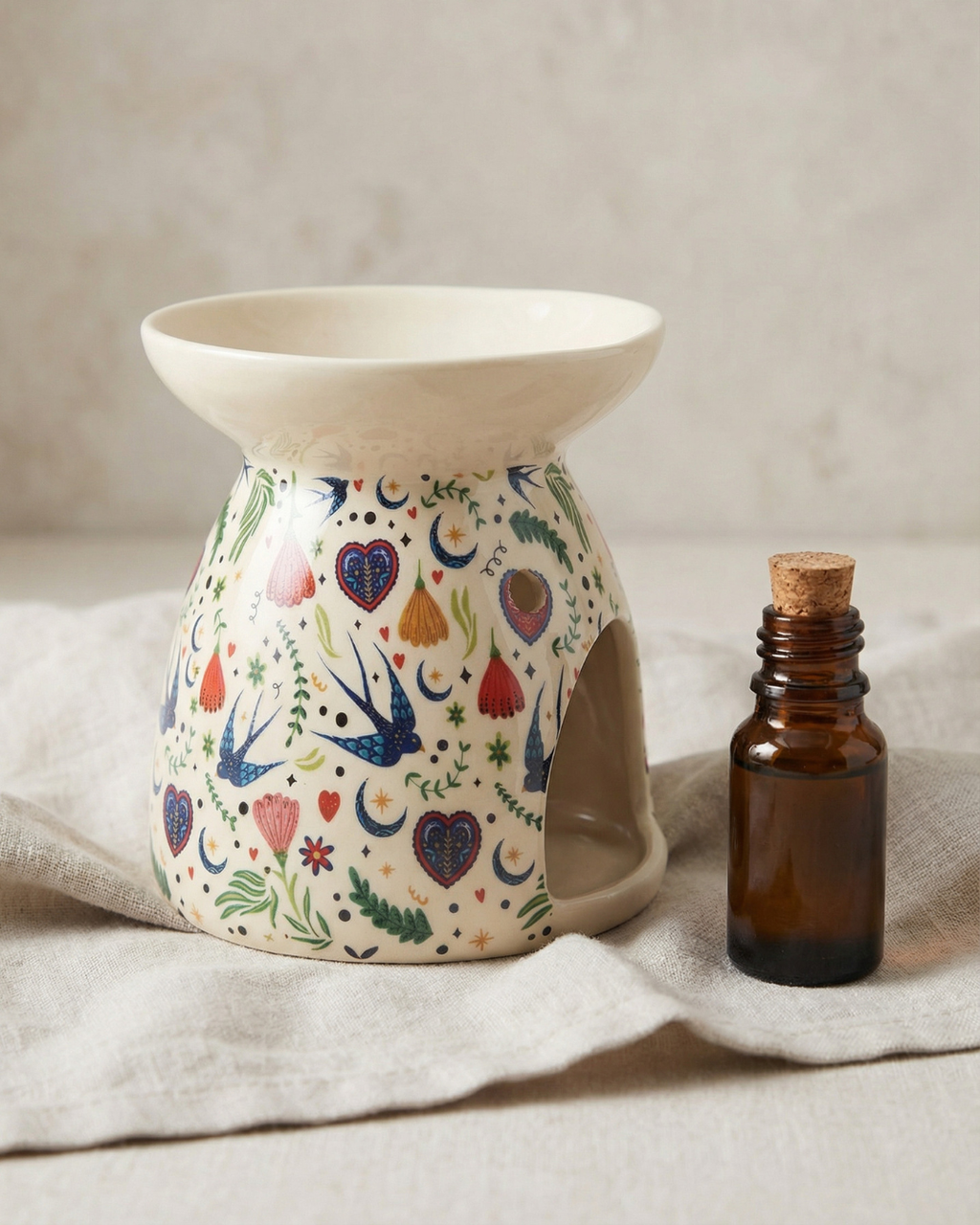 Cream Midnight Bloom Oil Burner & Wax Warmer