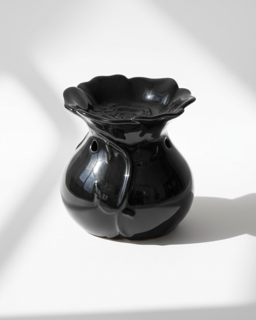 Black Rose Oil Burner& Wax Warmer